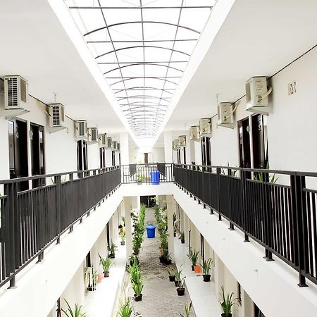 D'Paragon Pringwulung Maguwo Exterior foto